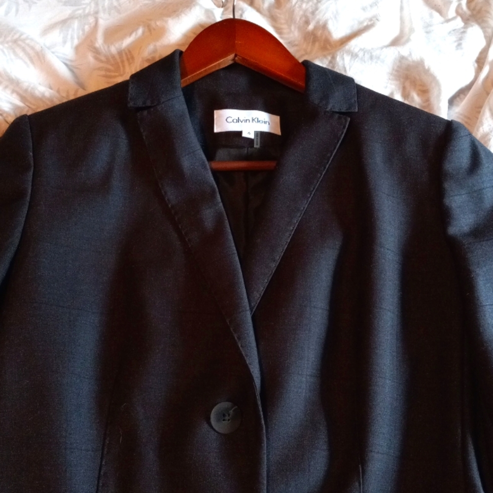 NWOT BEAUTIFUL PANTSUIT